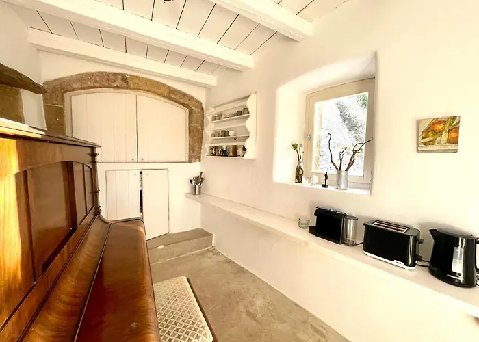 Villa 19th Century Vaulted Kýthira